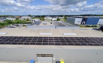 Installation de panneaux photovoltaïques pour entreprises